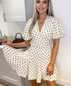 AX Paris Cream Spotty Butterfly Sleeve Pleated Mini Dress Dresses