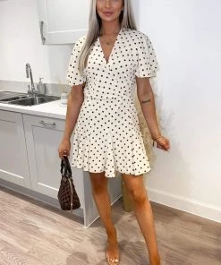 AX Paris Cream Spotty Butterfly Sleeve Pleated Mini Dress Dresses