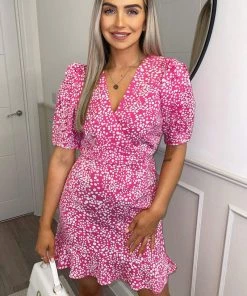 AX Paris Pink And White Dotty Pleated Sleeve Skater Dress