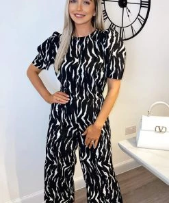 AX Paris Black And White Printed Short Sleeve Jumpsuit