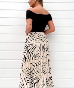 AX Paris Black And Stone Animal Print 2 In 1 Pleated Midi Dress Dresses 8 AX Paris Black And Stone Animal Print 2 In 1 Pleated Midi Dress Dresses