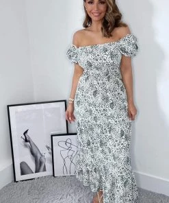 AX Paris Cream And Green Printed Elasticated Midi Smock Dress Dresses 12 AX Paris Cream And Green Printed Elasticated Midi Smock Dress Dresses