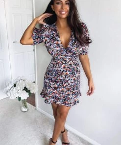 AX Paris Black Ditsy Print Pleated Sleeve Dress