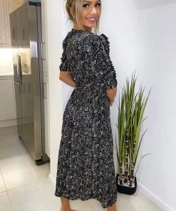 AX Paris Black Floral Pleated Puff Sleeve Midi Dress