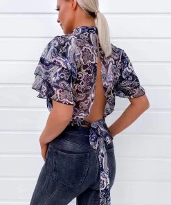 AX Paris Black Printed Frill Sleeve Crop Top