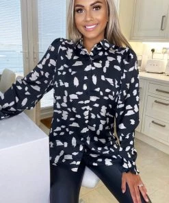 AX Paris Tops Black And White Printed Button Up Shirt