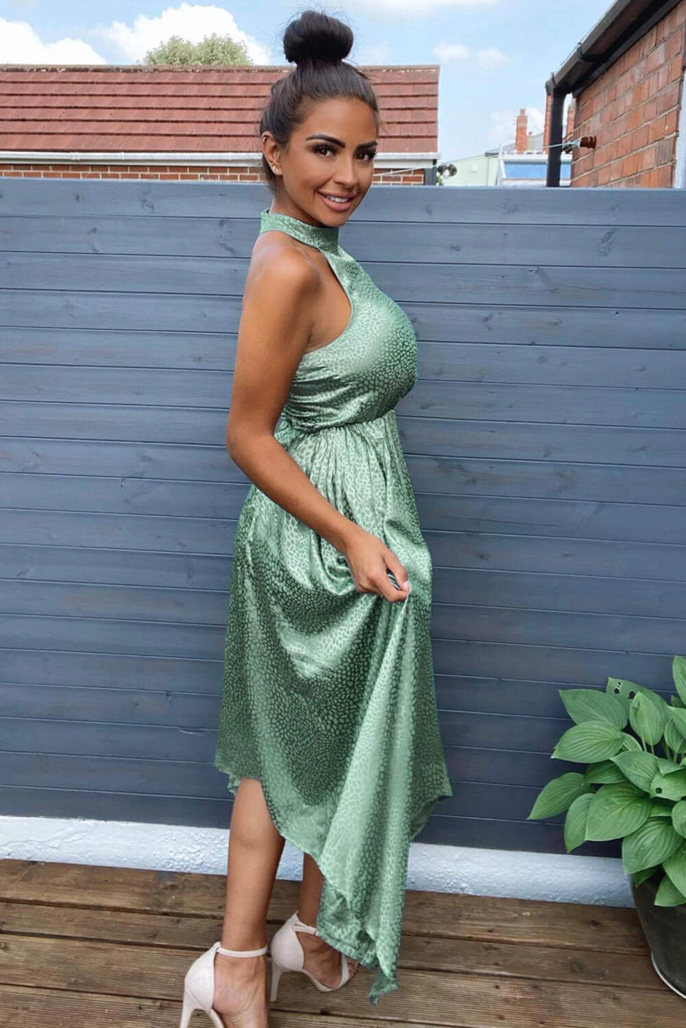 AX Paris Duck Egg Printed Satin Sleeveless Maxi Dress 3 AX Paris Duck Egg Printed Satin Sleeveless Maxi Dress