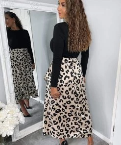 AX Paris Multi Animal Print 2 In 1 Long Sleeve Midi Dress 9 AX Paris Multi Animal Print 2 In 1 Long Sleeve Midi Dress